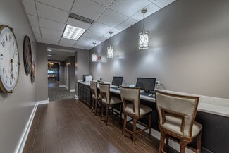 Plus de détails pour 224 E 8th St, Cincinnati, OH - Bureau/Local commercial à louer