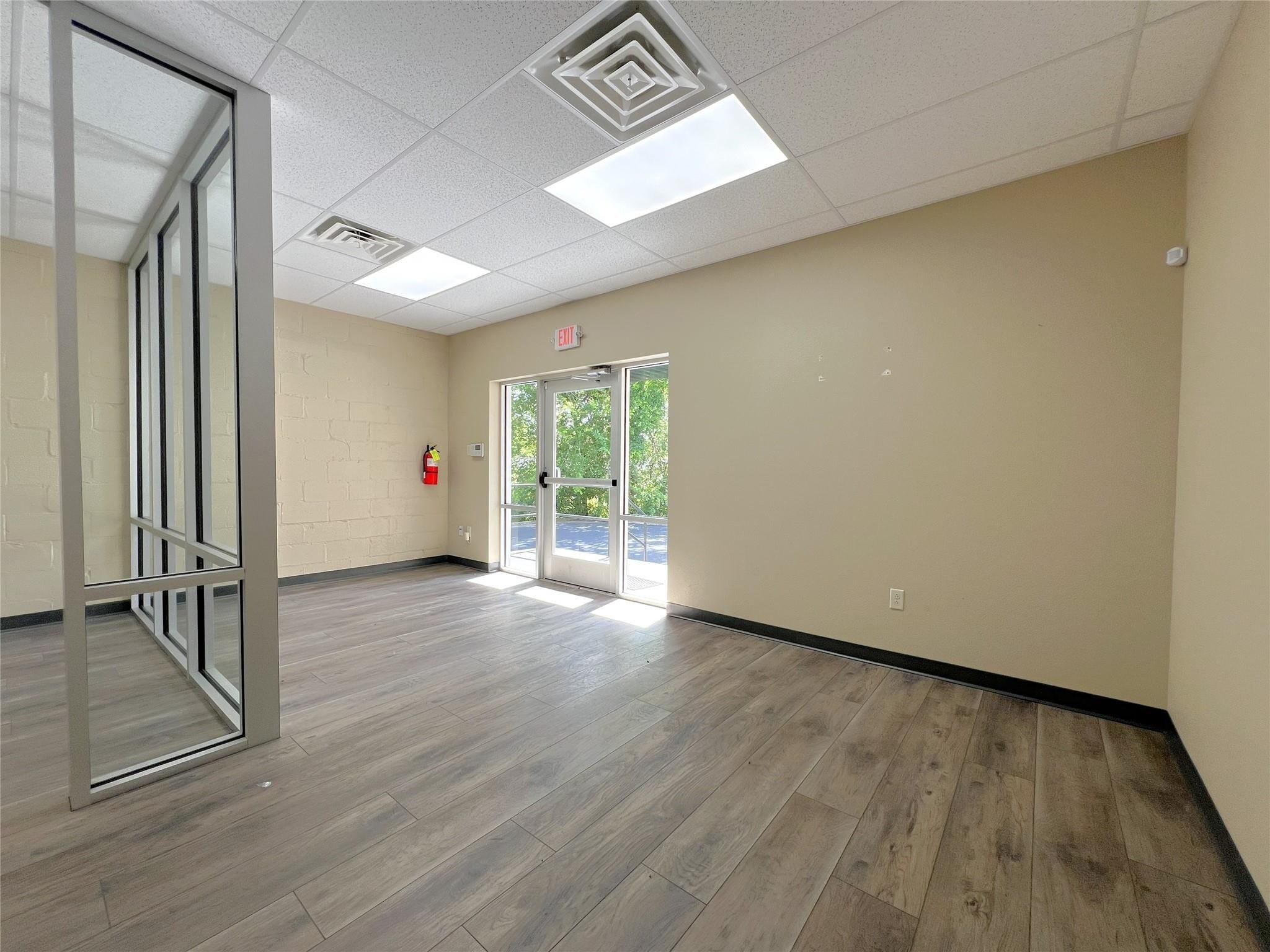 200 Shannon Rd W, Sulphur Springs, TX à louer Photo intérieure– Image 1 sur 20