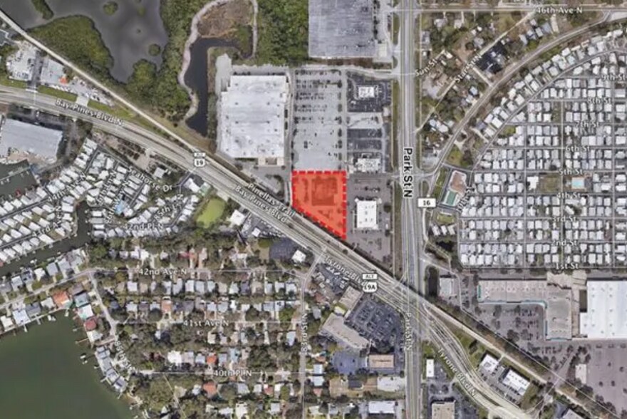 8305 Bay Pines Blvd, Saint Petersburg, FL à vendre - Photo de l’immeuble – Image 2 sur 5