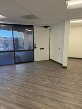 1930 S Alma School Rd, Mesa, AZ à louer Photo intérieure– Image 2 sur 7