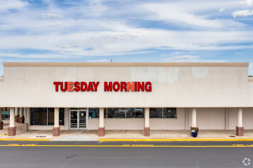 3000 Arendell St, Morehead City, NC à louer - Photo de l’immeuble – Image 3 sur 5