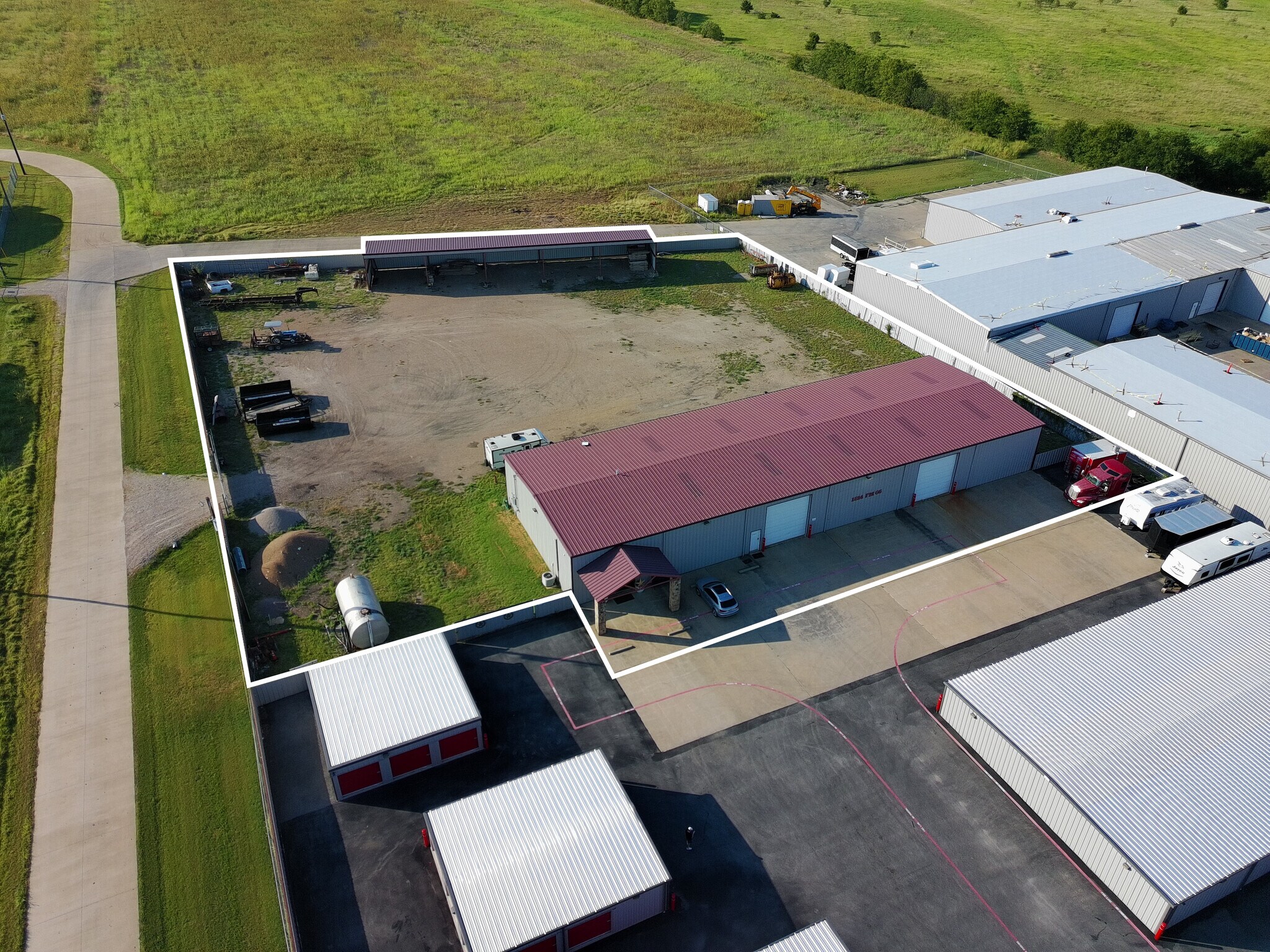1814 Fm-66, Waxahachie, TX à louer Photo de l’immeuble– Image 1 sur 16