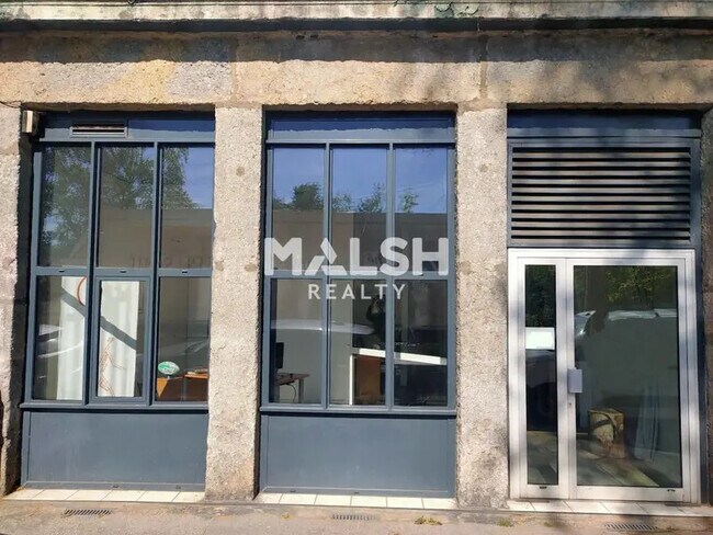 Plus de détails pour Bureau à vendre