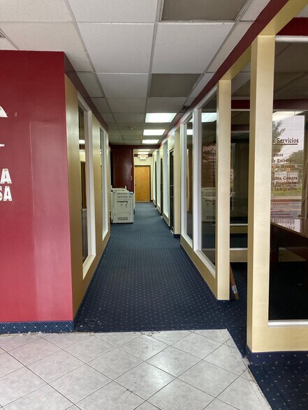 423 Main St, Hackensack, NJ à louer - Photo de l’immeuble – Image 3 sur 6