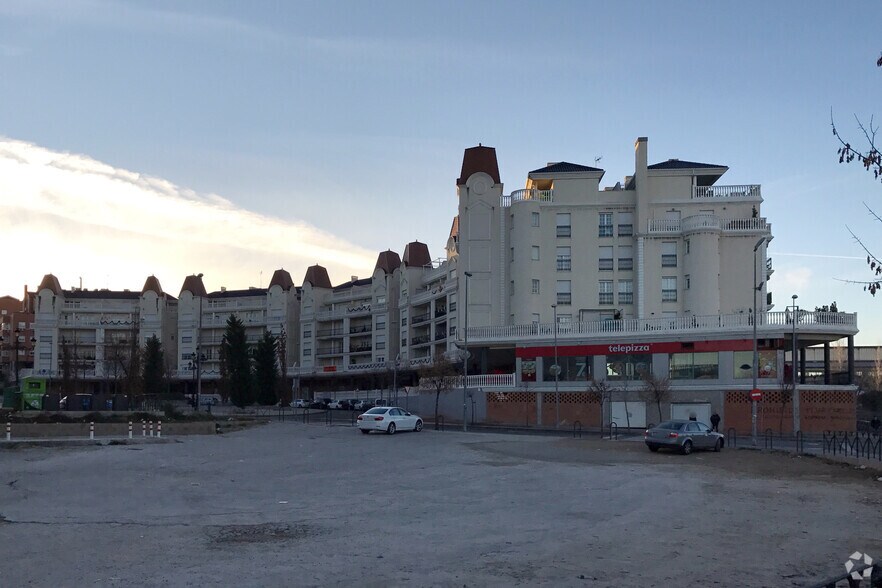 Local commercial dans Arganda del Rey, Madrid à louer - Photo de l’immeuble – Image 3 sur 9
