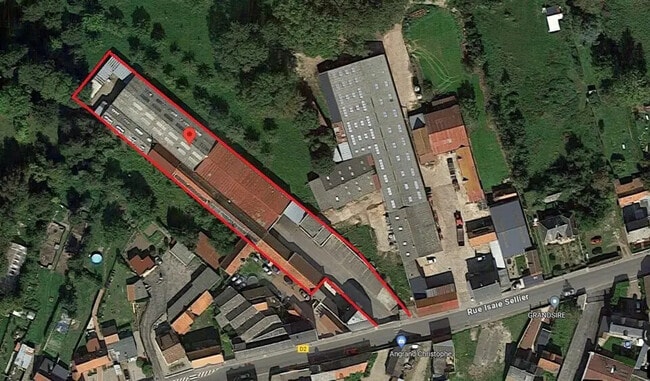 Plus de détails pour Local d'activités à louer