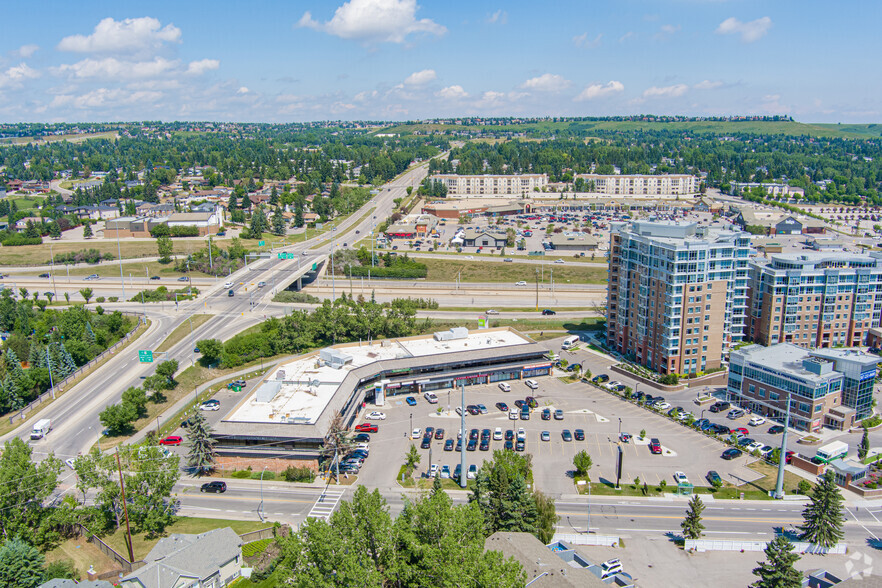 5403 Crowchild Trl NW, Calgary, AB à louer - Aérien – Image 2 sur 4