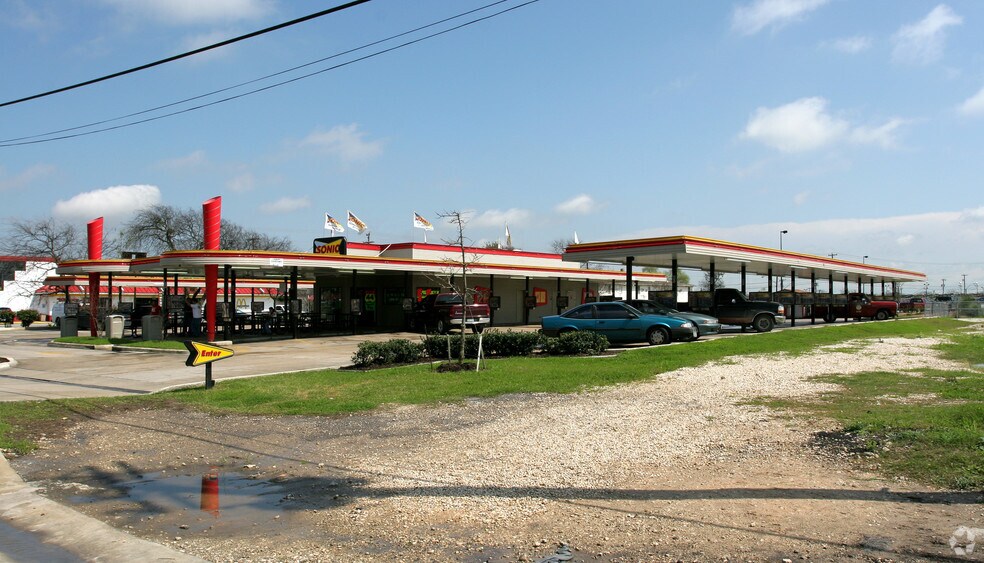 3510 Roosevelt Ave, San Antonio, TX à louer - Photo de l’immeuble – Image 2 sur 2