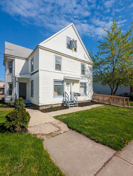 105 Madison Ave, Endicott, NY à vendre - Photo de l’immeuble – Image 2 sur 29