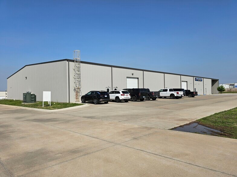 1339 N Garnett Rd, Tulsa, OK à vendre - Photo de l’immeuble – Image 2 sur 6