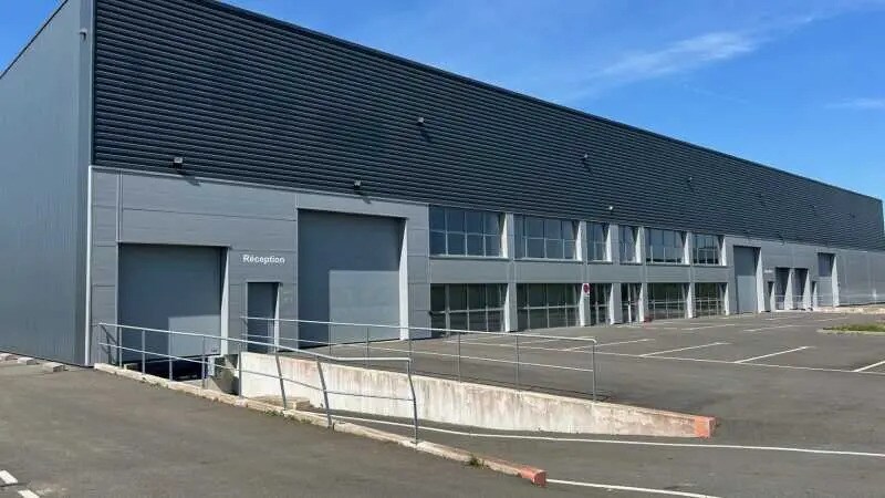 1 Allée Des Frères Montgolfier, Noyal-Châtillon-sur-Seiche à louer - Photo de l’immeuble – Image 2 sur 8