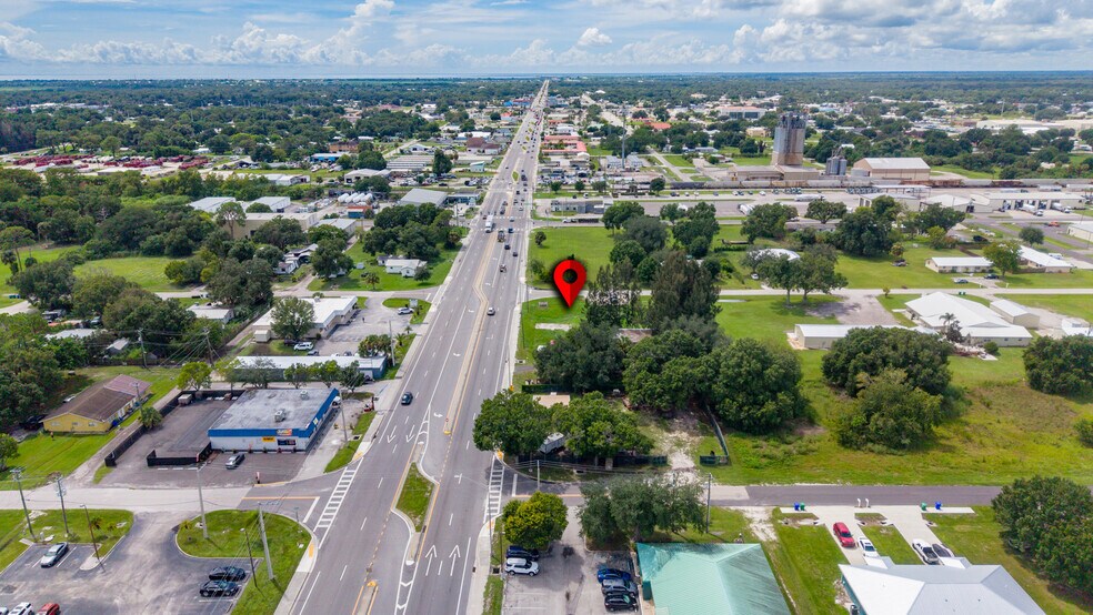 100 NW 10th Street, Okeechobee, FL à vendre - Photo de l’immeuble – Image 2 sur 6