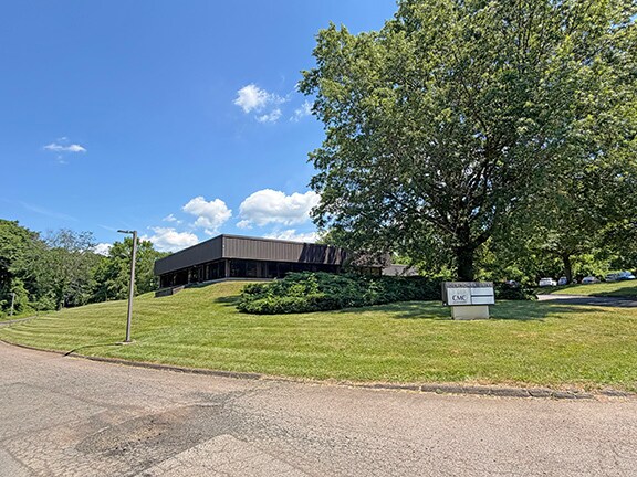 4 Tower Dr, Wallingford, CT à louer - Photo de l’immeuble – Image 2 sur 4
