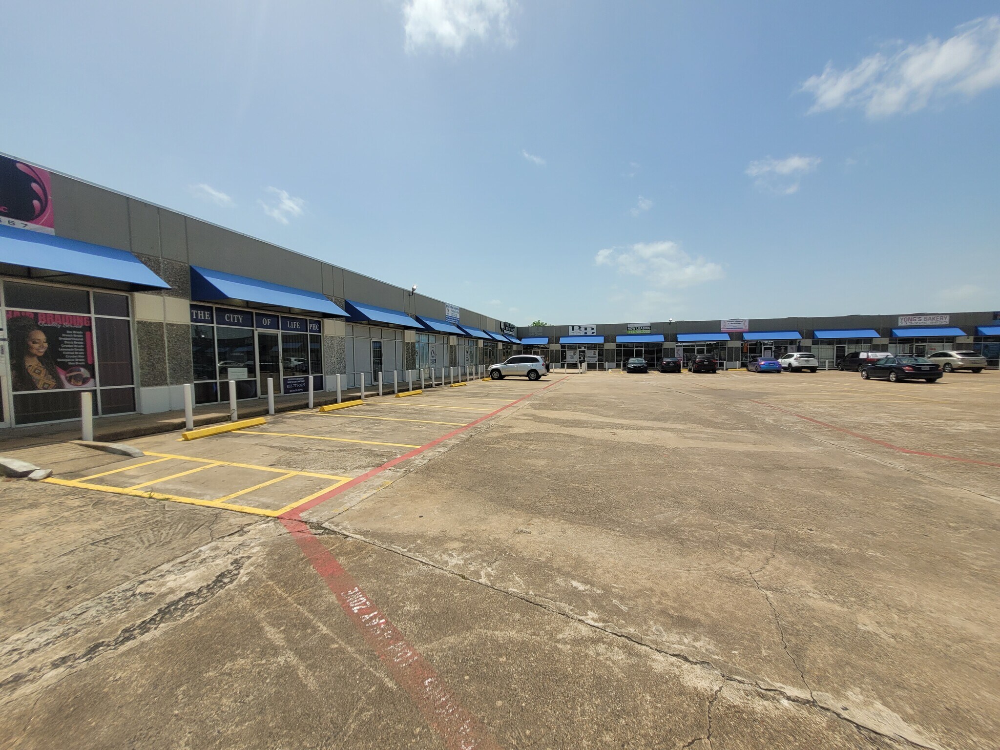 14555-14589 Main St, Houston, TX à louer Photo de l’immeuble– Image 1 sur 3