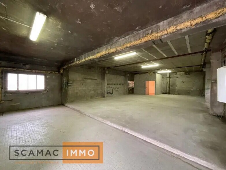 Local d'activités dans Étampes à vendre - Photo de l’immeuble – Image 1 sur 5