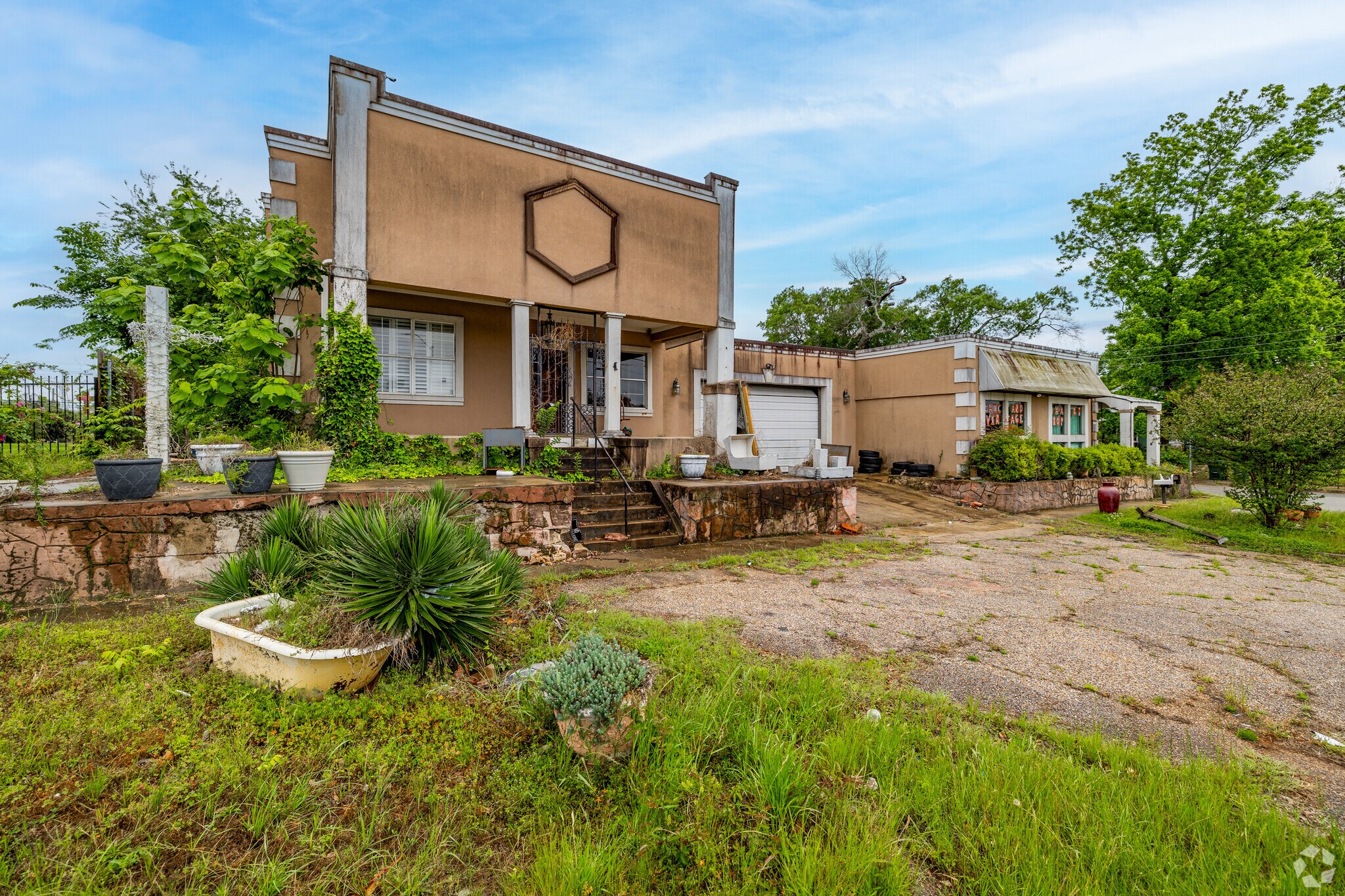 110 W Valentine St, Tyler, TX à vendre Photo de l’immeuble– Image 1 sur 10
