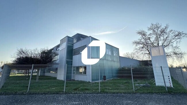 Plus de détails pour 1 Rue Pierre Et Marie Curie, Ostwald - Bureau, Local d'activités à louer