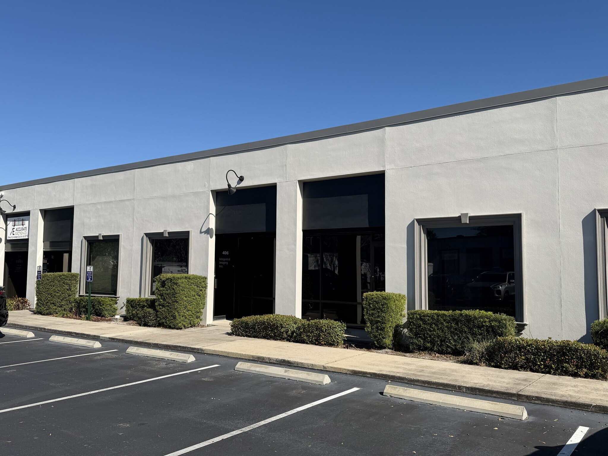 9225 Ulmerton Rd, Largo, FL à vendre Photo principale– Image 1 sur 28