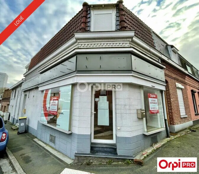 Local commercial dans Mons-en-Baroeul à louer - Photo de l’immeuble – Image 1 sur 4