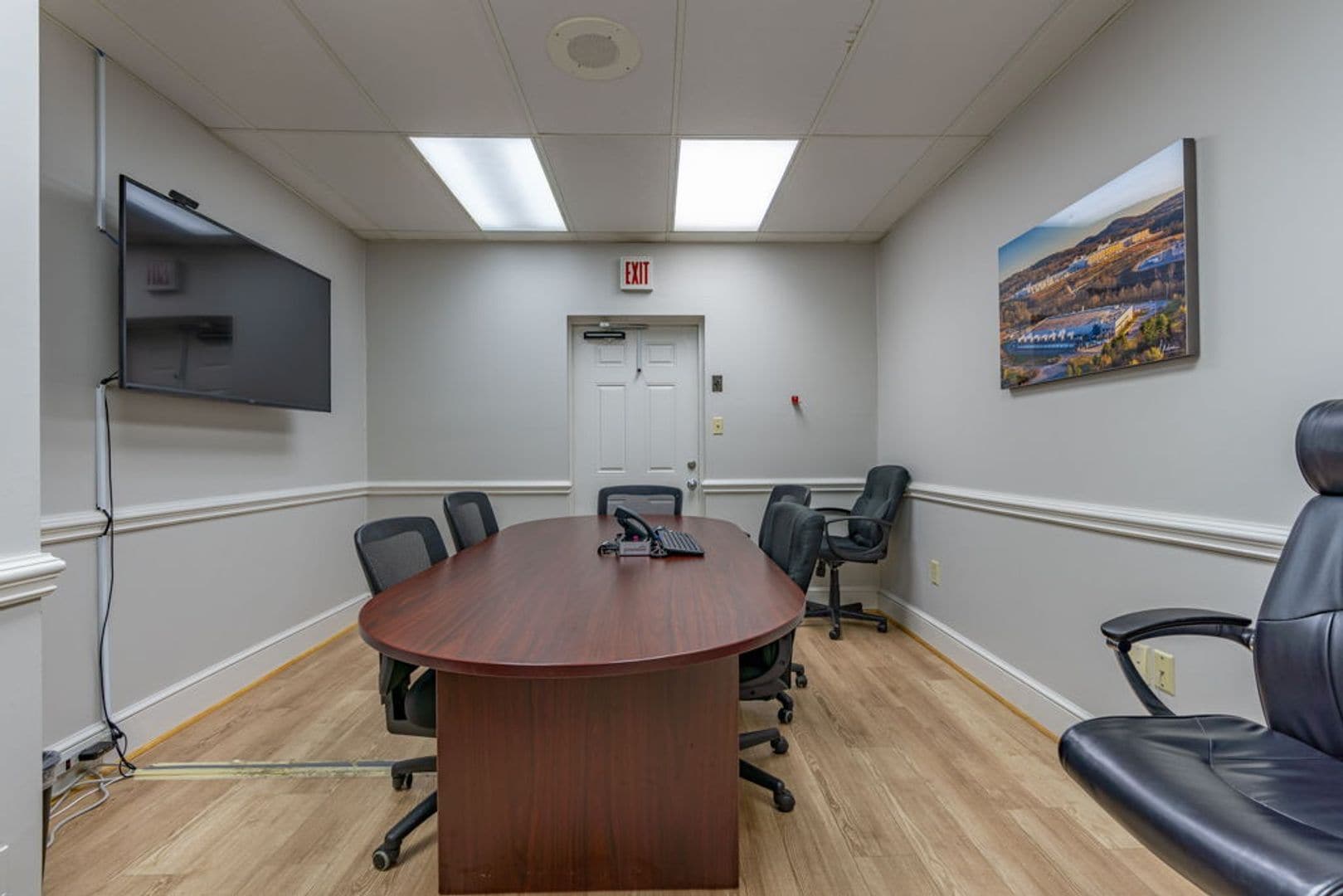 215 Church St, Lenoir, NC à louer Photo intérieure– Image 1 sur 19