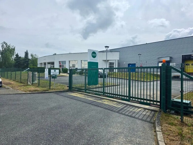 Local commercial dans Sarreguemines à vendre - Photo de l’immeuble – Image 2 sur 12