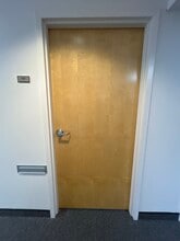 3525 W Peterson Ave, Chicago, IL à louer Photo de l’immeuble– Image 2 sur 4