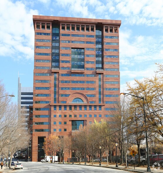 10 Peachtree Pl NE, Atlanta, GA à vendre - Photo de l’immeuble – Image 3 sur 5