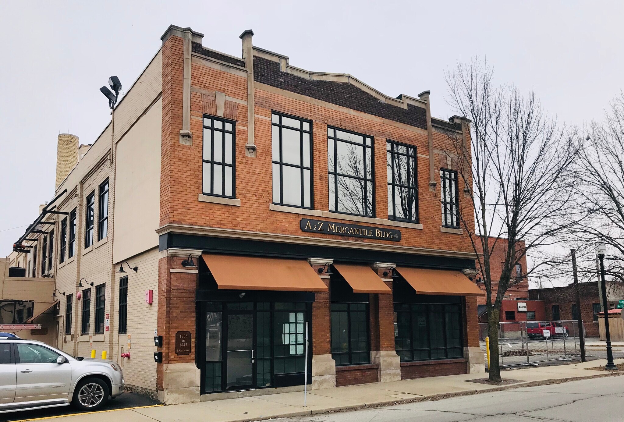 1835 S Calhoun St, Fort Wayne, IN à louer Photo principale– Image 1 sur 9