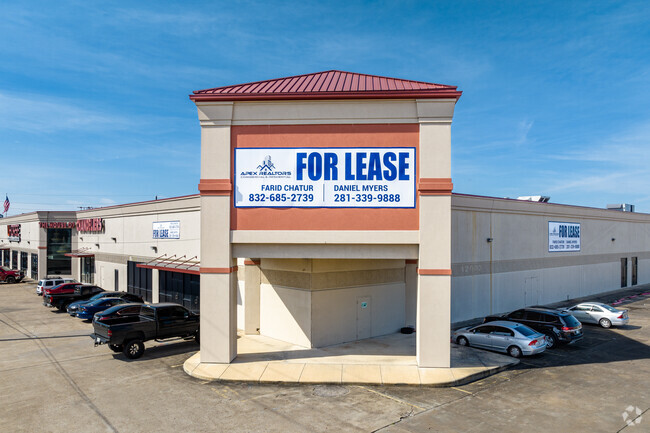 Plus de détails pour 12002 Southwest Fwy, Meadows Place, TX - Local commercial à louer