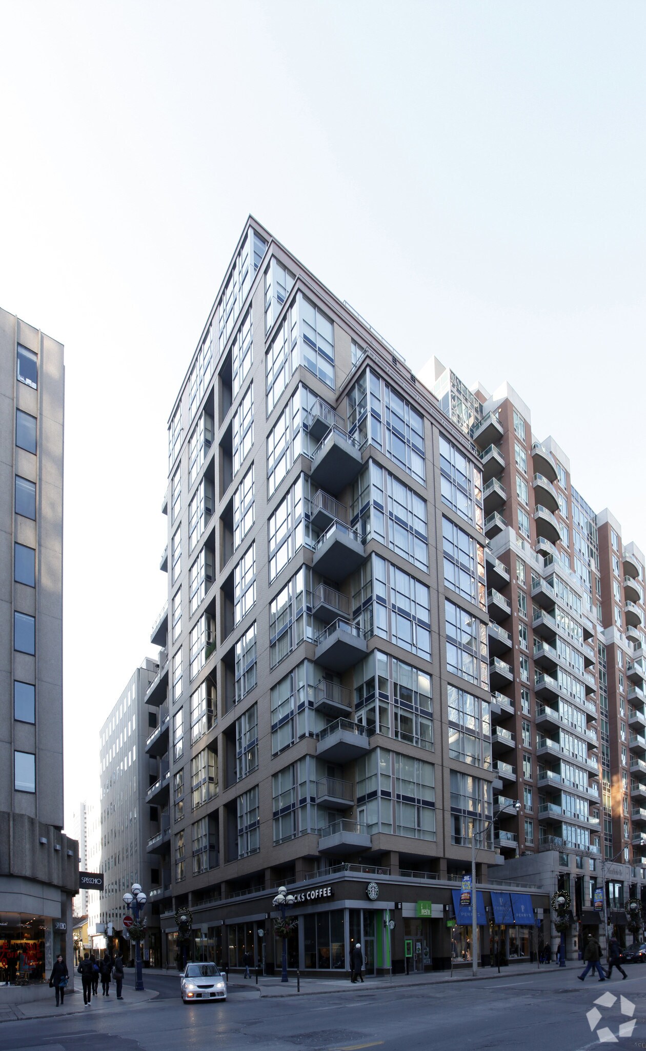 1250 Bay St, Toronto, ON à louer Photo principale– Image 1 sur 6