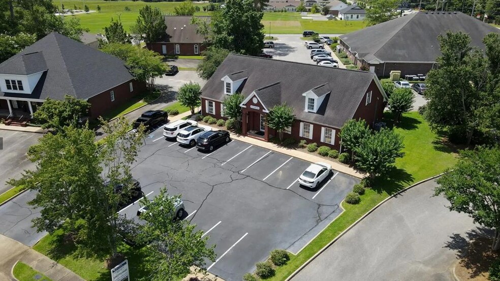 113 Adris Pl, Dothan, AL à vendre - Photo de l’immeuble – Image 3 sur 8