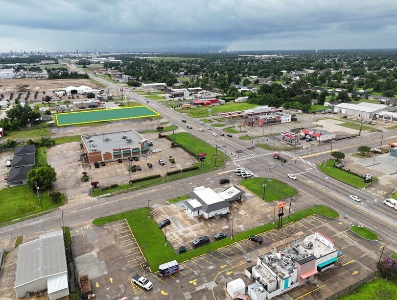 1500 Cities Service Hwy, Sulphur, LA à louer - Photo de l’immeuble – Image 3 sur 4