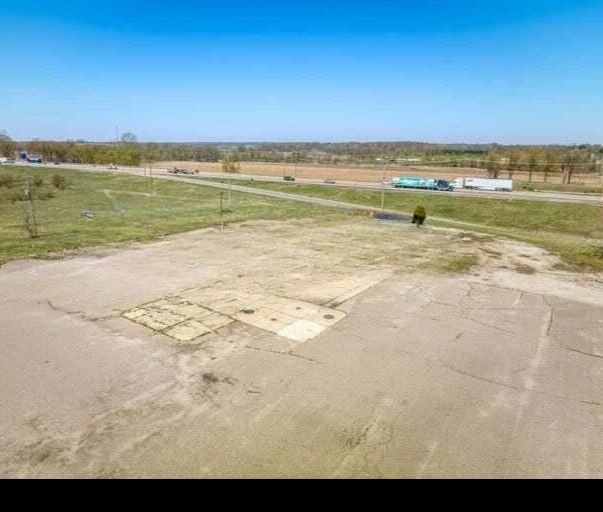 2496 N Parma Rd, Parma, MI à vendre - Photo de l’immeuble – Image 3 sur 9
