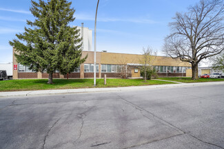 Plus de détails pour 2835 Rue Duchesne, Montréal, QC - Industriel/Logistique à louer
