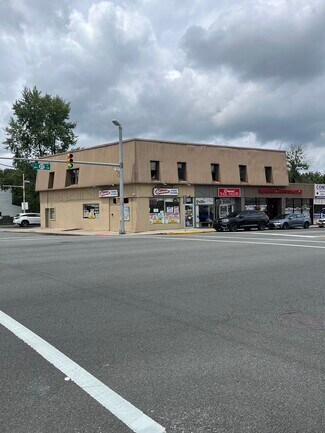 Plus de détails pour 978 Saint Georges Ave, Rahway, NJ - Bureau/Local commercial, Local commercial à louer
