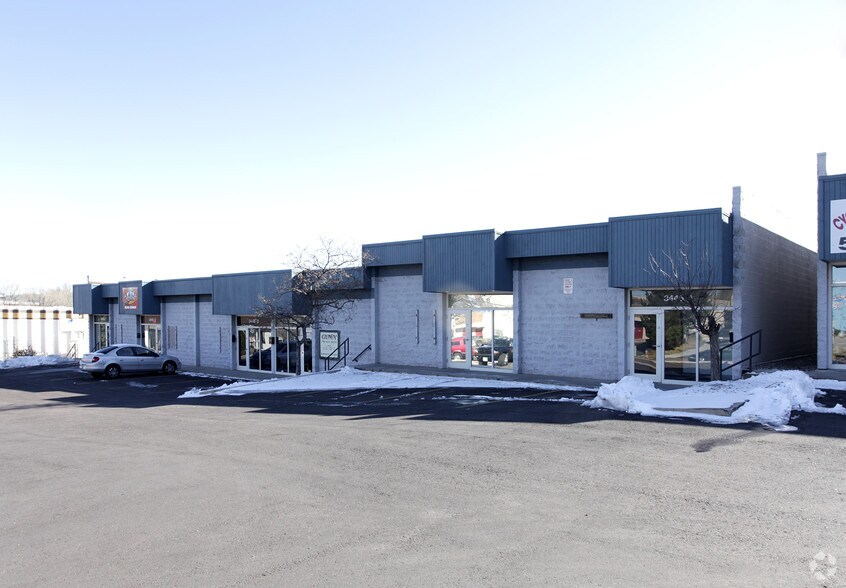 3445 N Chelton Loop, Colorado Springs, CO à vendre - Photo de l’immeuble – Image 3 sur 4