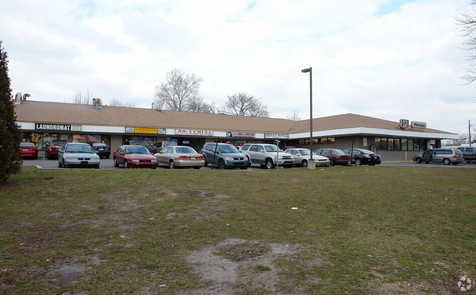101-113 E Baltimore Ave, Clifton Heights, PA à louer - Photo principale – Image 1 sur 3