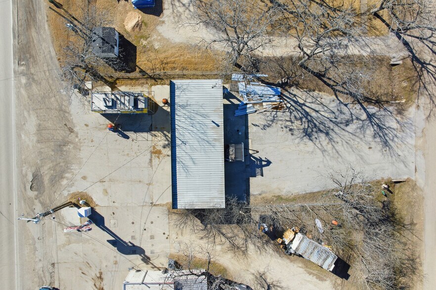 703 Avenue E, Moody, TX à vendre - Photo de l’immeuble – Image 2 sur 15