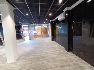 Plus de détails pour Local commercial à louer