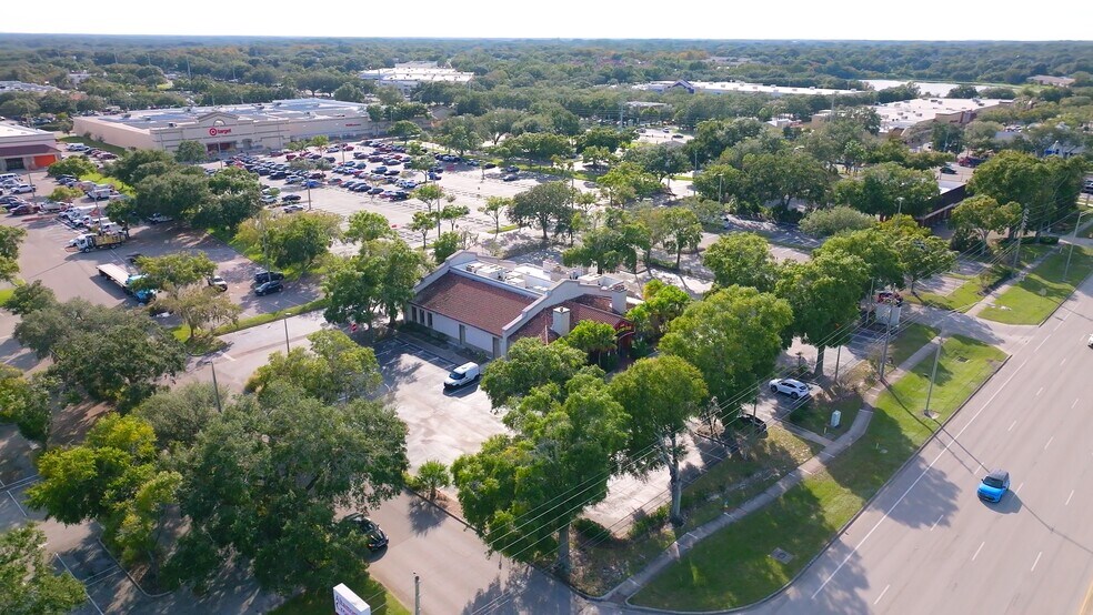 884 W Sr 436, Altamonte Springs, FL à louer - Photo de l’immeuble – Image 3 sur 5