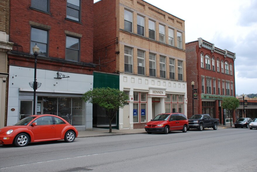 118 Adams St, Fairmont, WV à louer - Photo de l’immeuble – Image 3 sur 6