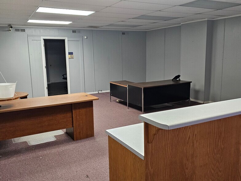 27 S Commerce St, Liberty, SC à vendre - Photo de l’immeuble – Image 2 sur 4
