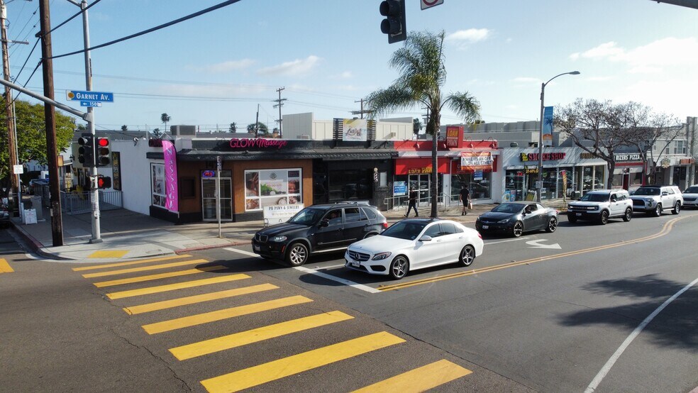 1471-1477 Garnet Ave, San Diego, CA à louer - Photo de l’immeuble – Image 2 sur 2