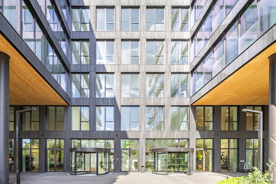 1-7 Rue Pierre Bérégovoy, Clichy à louer - Photo de l’immeuble – Image 2 sur 3