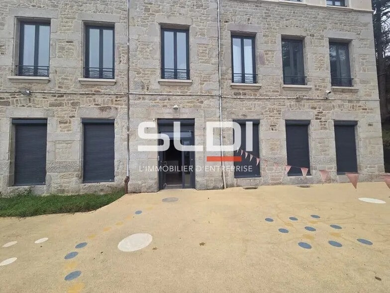 Bureau dans Saint-Étienne à louer - Photo de l’immeuble – Image 1 sur 7