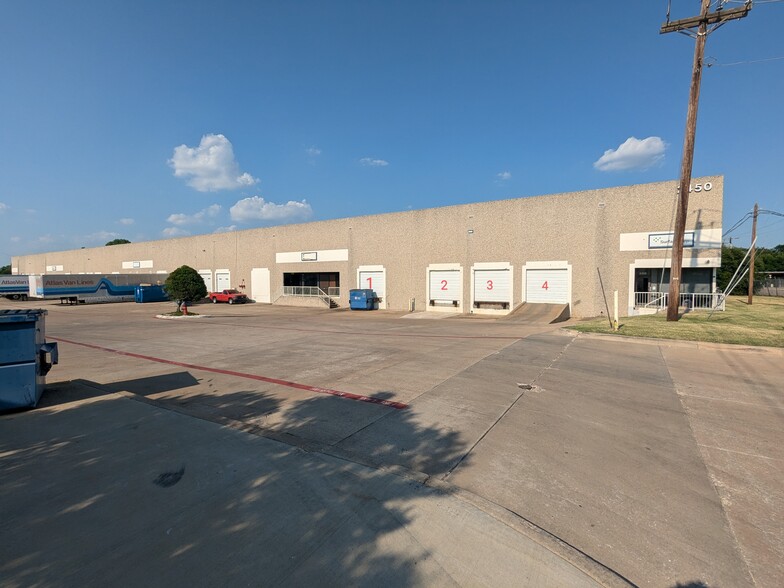 2450 114th St, Grand Prairie, TX à louer - Photo de l’immeuble – Image 1 sur 7