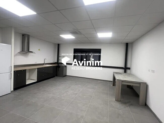 Plus de détails pour Bureau à louer