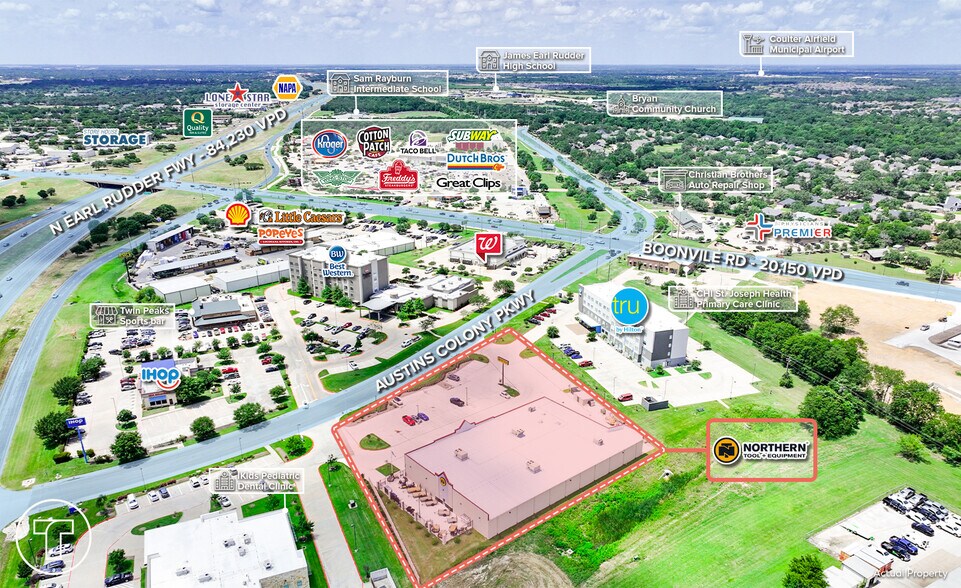 1921 Austins Colony Pkwy, Bryan, TX à vendre - Photo de l’immeuble – Image 3 sur 6