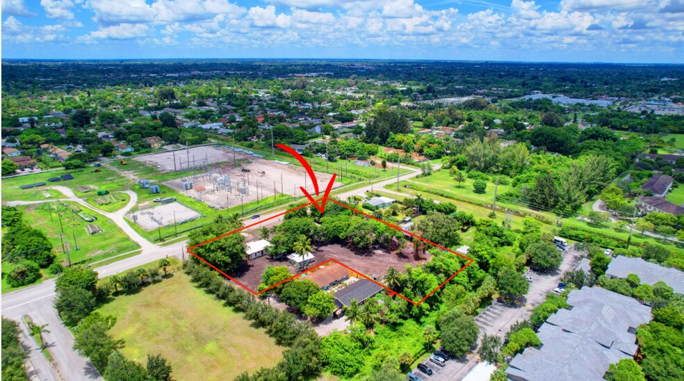 4562 Davis Rd, Lake Worth Beach, FL à vendre - Aérien – Image 1 sur 1