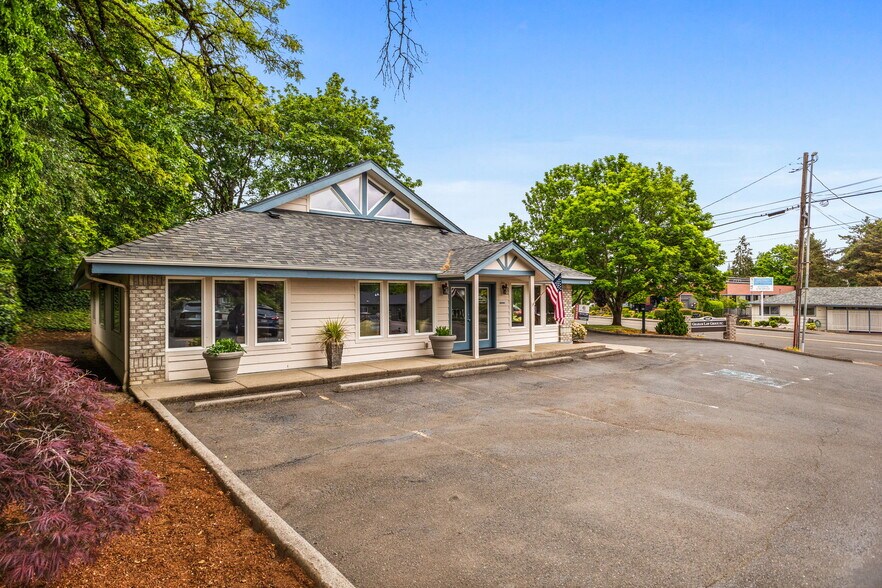 3265 Liberty Rd S, Salem, OR à vendre - Photo de l’immeuble – Image 3 sur 23